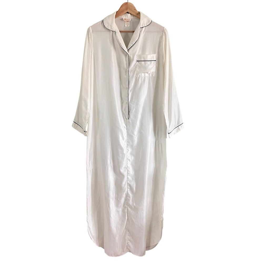Barbizon Vintage Long Silky Nightgown Shirt